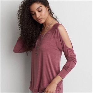 FREE with Bundle American Eagle soft & sexy cold shoulder LS tee